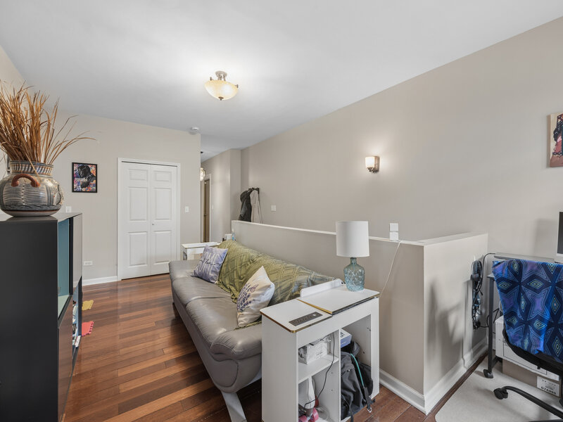 4731 S Ingleside Avenue Chicago IL 60615