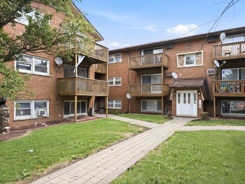 10747 S Harlem Avenue Worth IL 60482