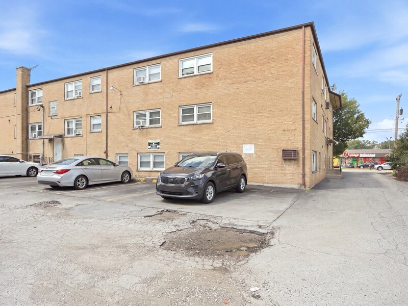 10747 S Harlem Avenue Worth IL 60482