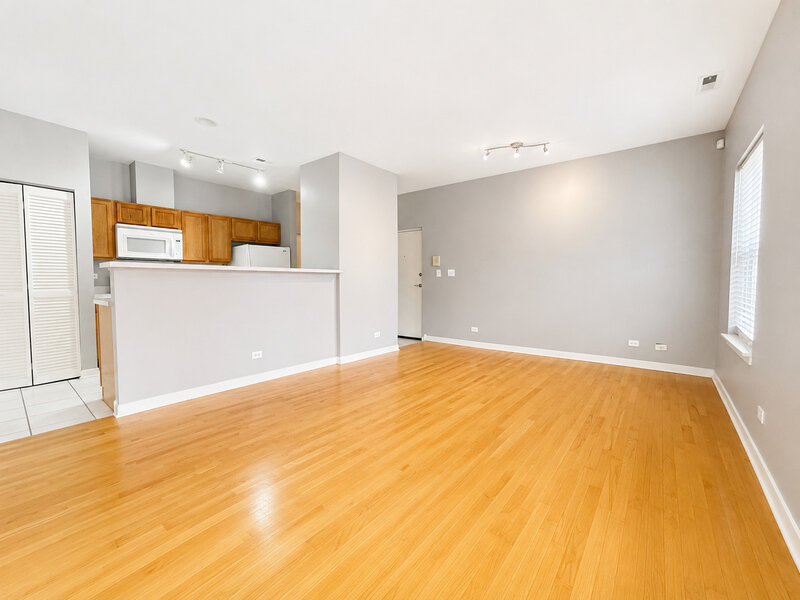 803 E 41st Street Chicago IL 60653