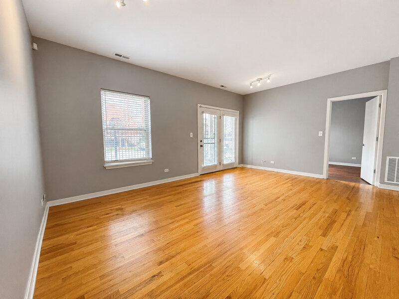 803 E 41st Street Chicago IL 60653
