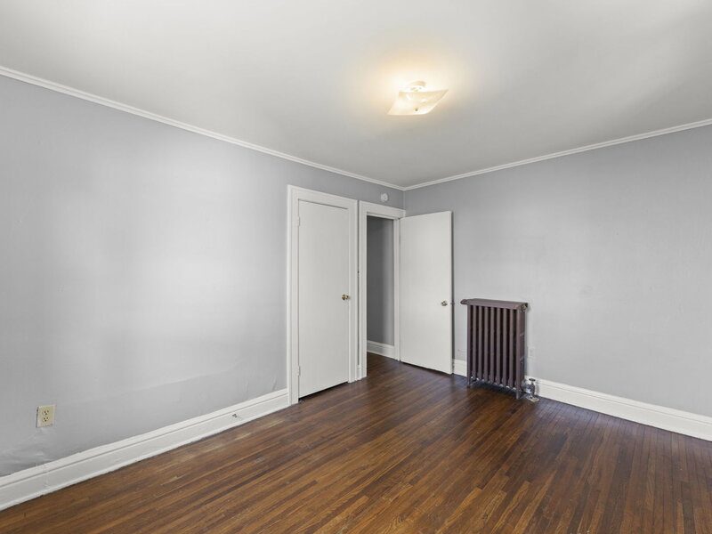 803 1st Avenue Joliet IL 60433