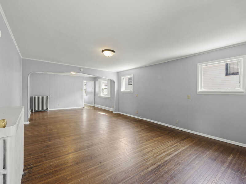 803 1st Avenue Joliet IL 60433