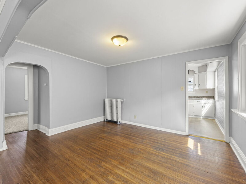 803 1st Avenue Joliet IL 60433