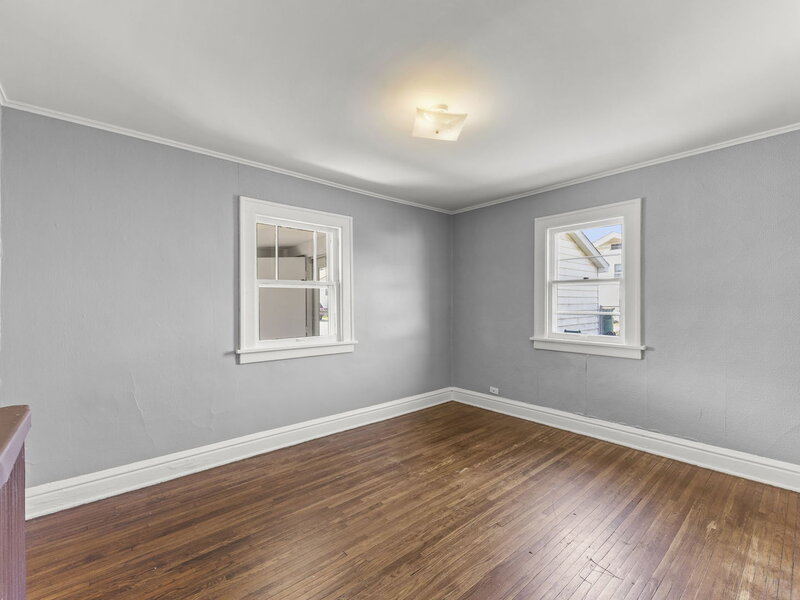 803 1st Avenue Joliet IL 60433