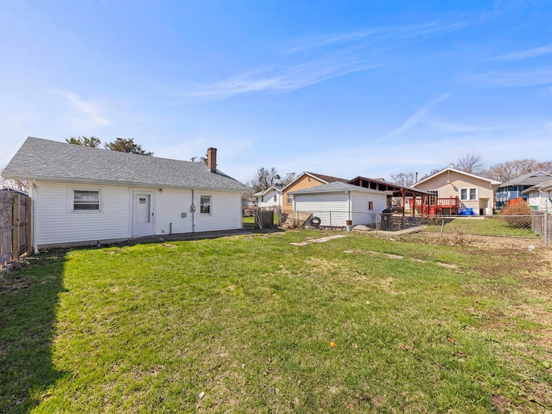 803 1st Avenue Joliet IL 60433