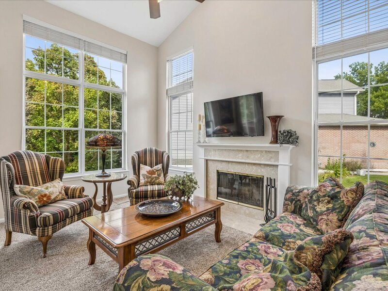 1410 Grandview Court Algonquin IL 60102