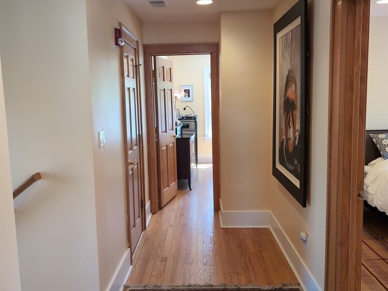 417 N Hough Street Barrington IL 60010