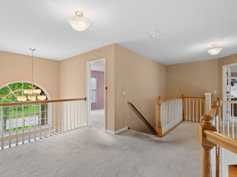 1790 Queensport Drive Crystal Lake IL 60014