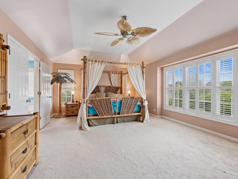1790 Queensport Drive Crystal Lake IL 60014
