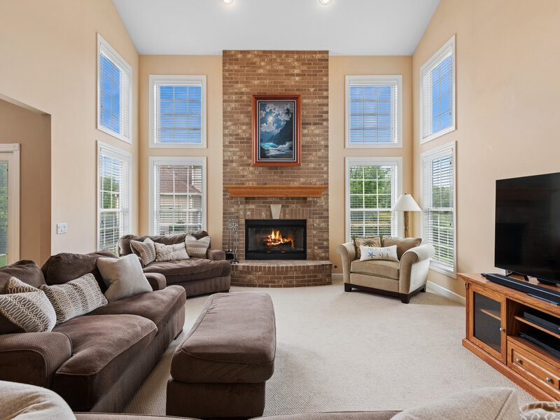 1790 Queensport Drive Crystal Lake IL 60014