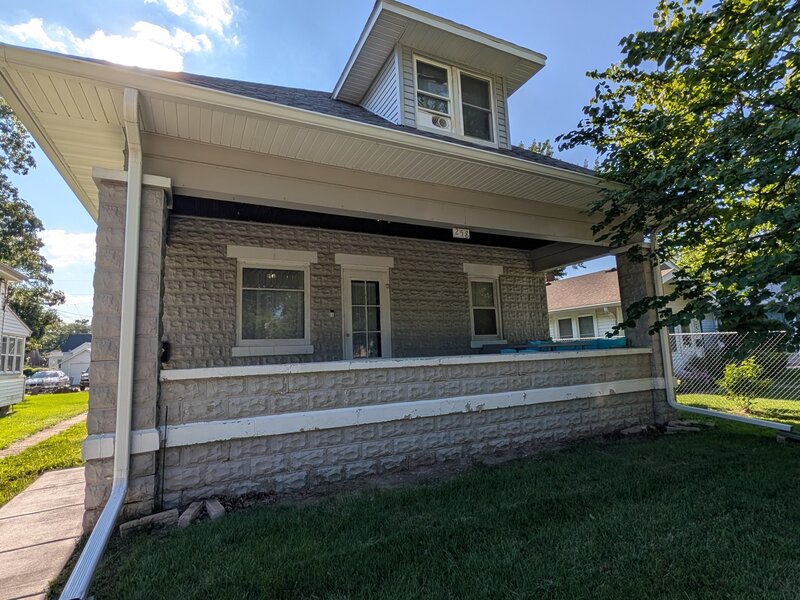 258 7th Street Silvis IL 61282