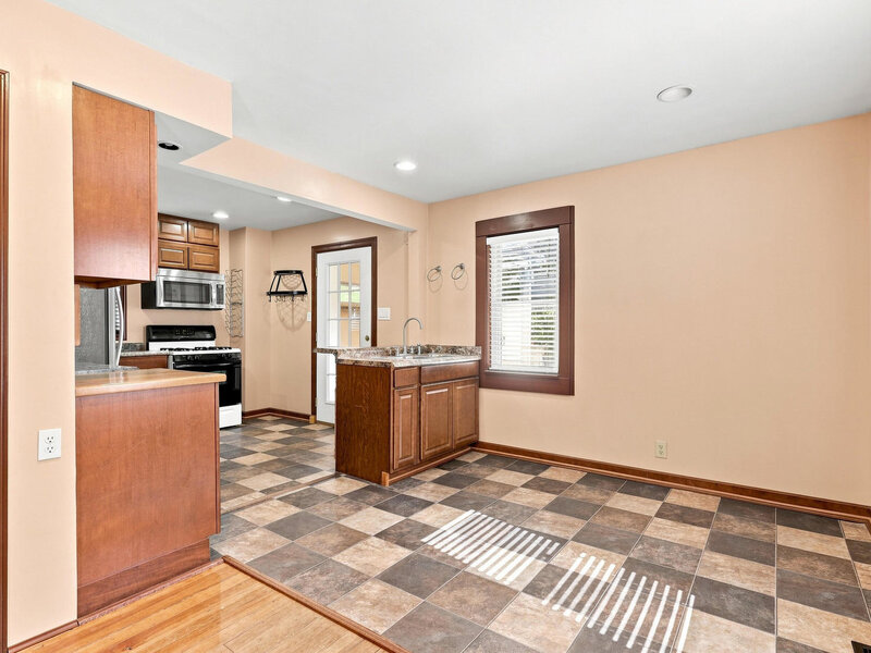4429 16th Avenue Rock Island IL 61201