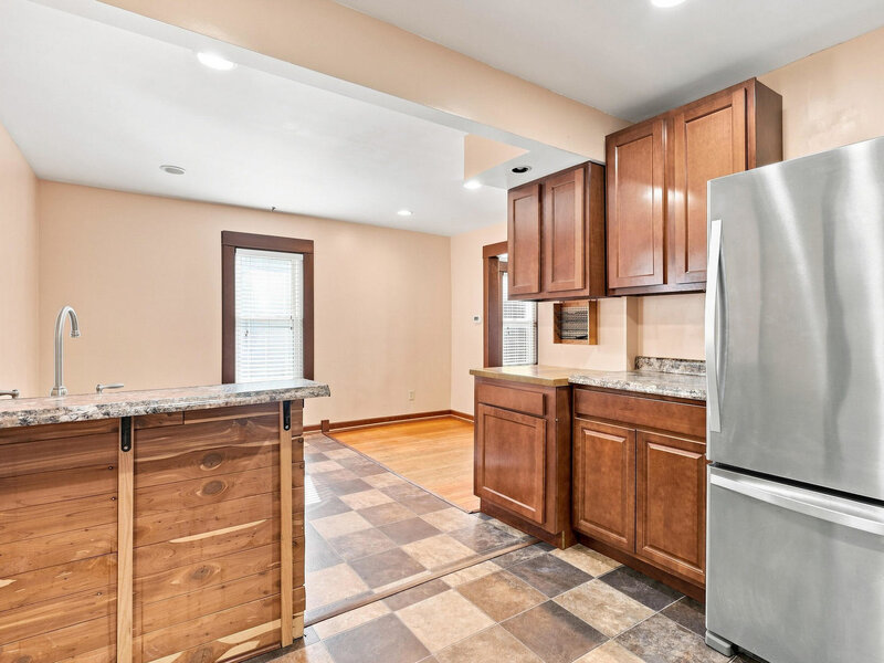 4429 16th Avenue Rock Island IL 61201