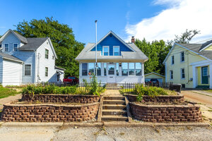 Photo of 4429 16th Avenue Rock Island IL 61201