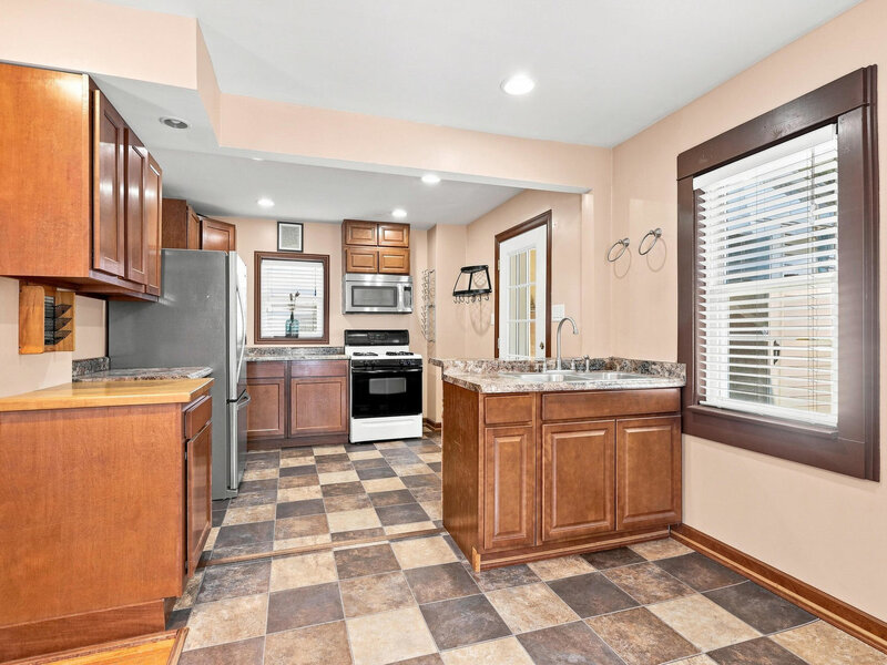 4429 16th Avenue Rock Island IL 61201