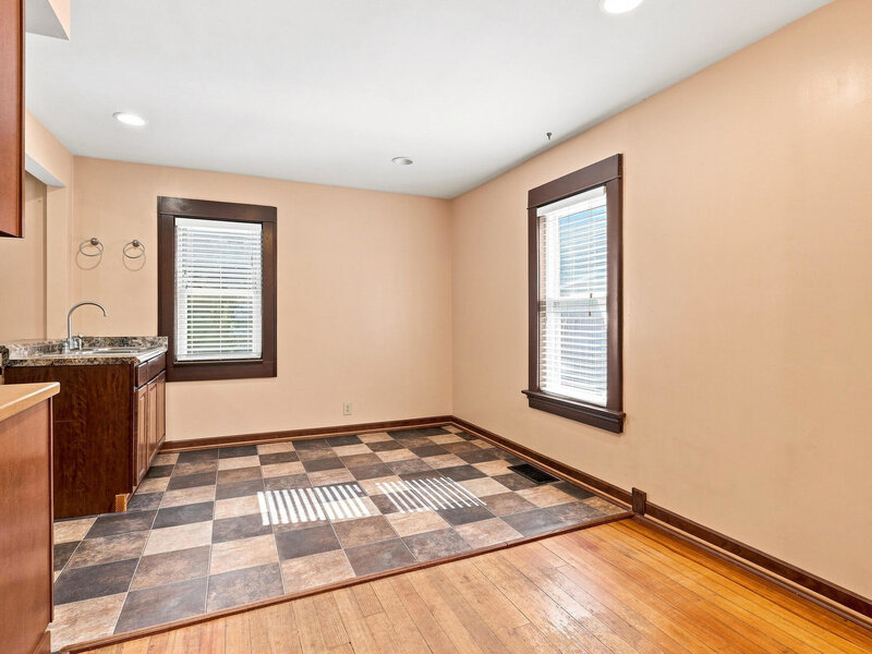 4429 16th Avenue Rock Island IL 61201