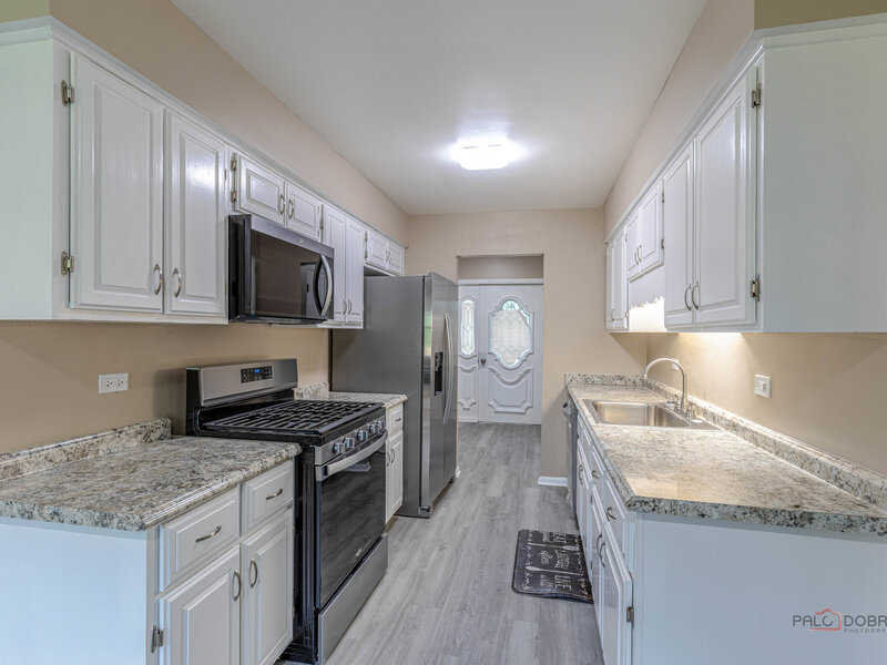 17108 Evans Drive South Holland IL 60473