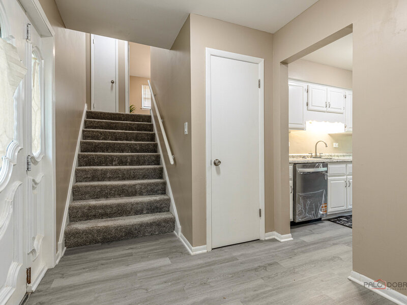 17108 Evans Drive South Holland IL 60473