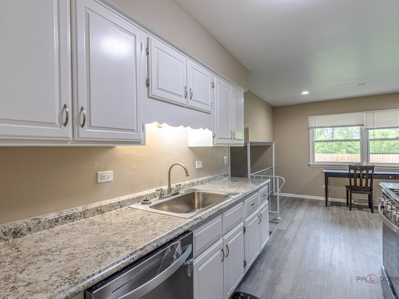 17108 Evans Drive South Holland IL 60473