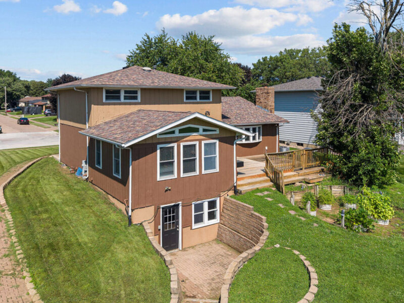 3027 Kelling Street Davenport IA 52804