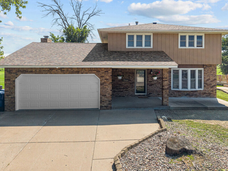 3027 Kelling Street Davenport IA 52804