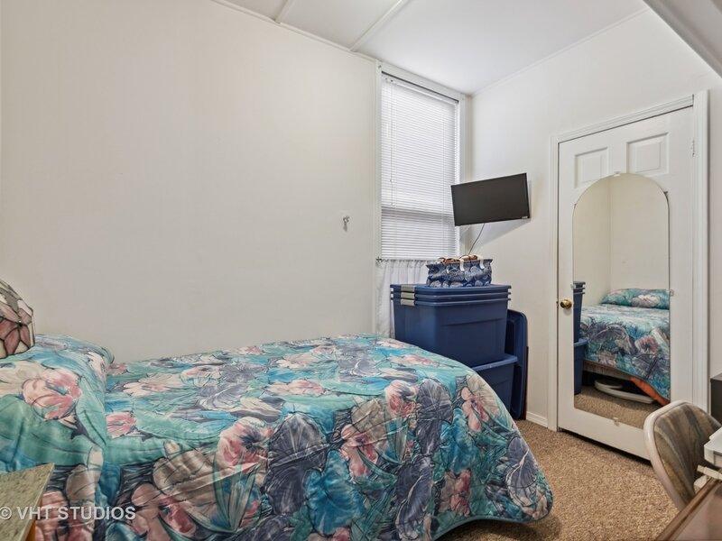 2242 W Taylor Street Chicago IL 60612