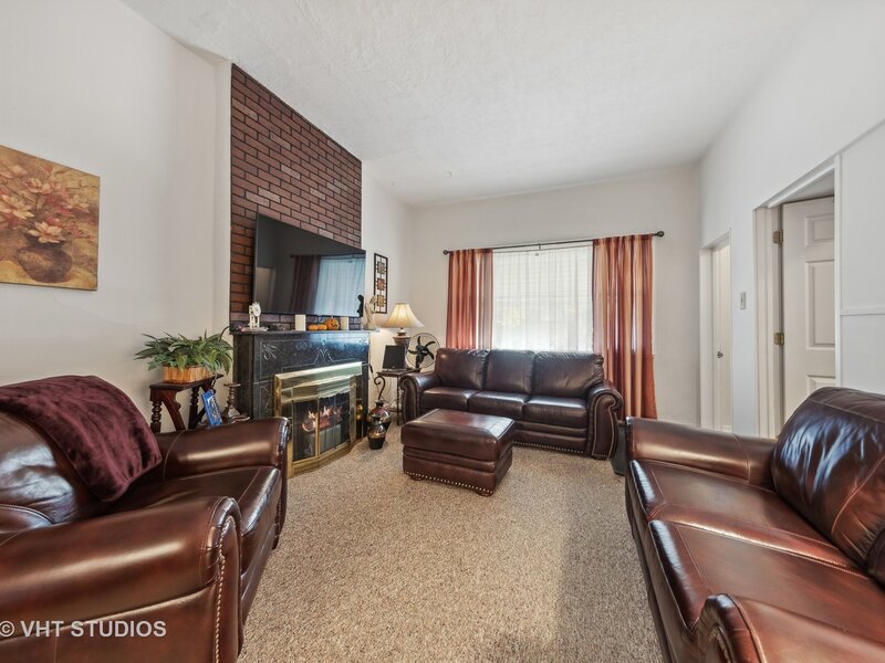 2242 W Taylor Street Chicago IL 60612