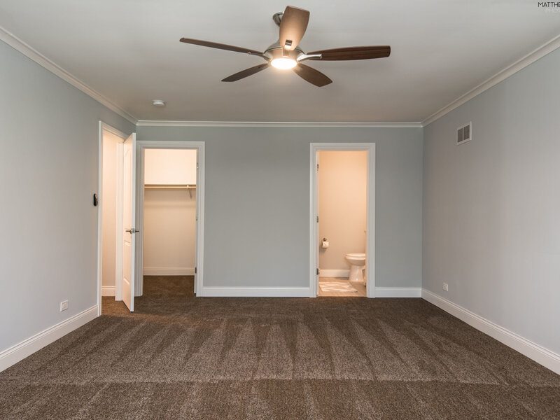 17152 Kenwood Avenue South Holland IL 60473