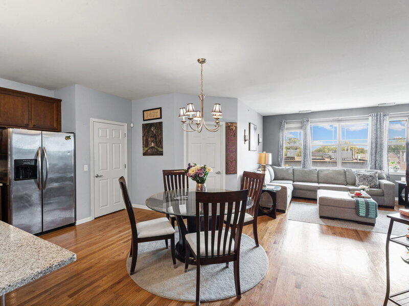 6436 Roosevelt Road Oak Park IL 60304