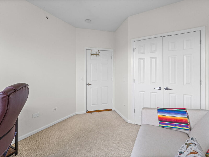 6436 Roosevelt Road Oak Park IL 60304