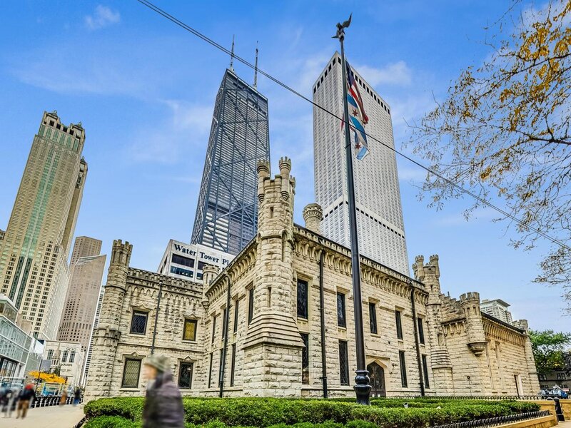 777 N Michigan Avenue Chicago IL 60611
