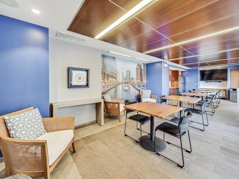 777 N Michigan Avenue Chicago IL 60611
