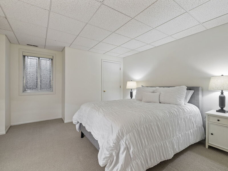1319 Cranbrook Circle Aurora IL 60502
