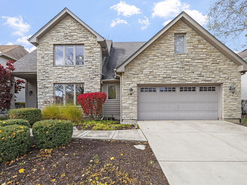 1319 Cranbrook Circle Aurora IL 60502