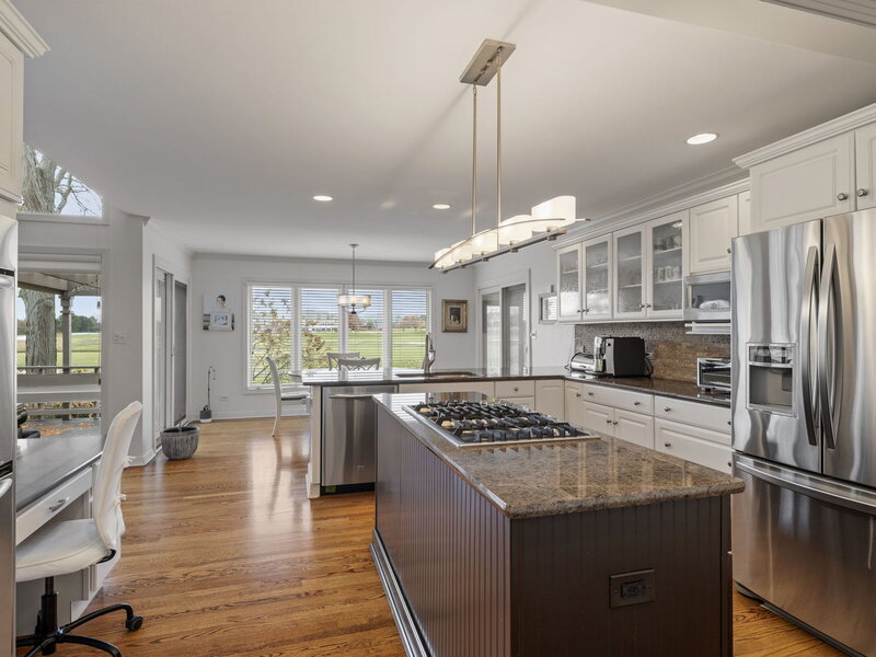 1319 Cranbrook Circle Aurora IL 60502