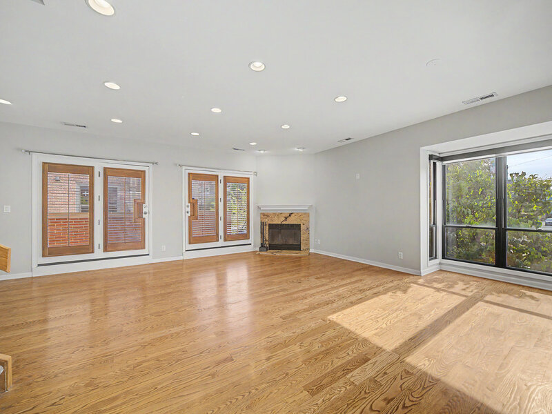 727 S Ashland Avenue Chicago IL 60607