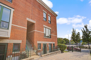 Photo of 727 S Ashland Avenue Chicago IL 60607