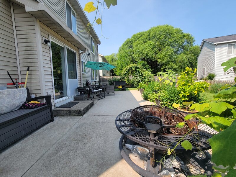 1202 E Greystone Drive Round Lake Beach IL 60073