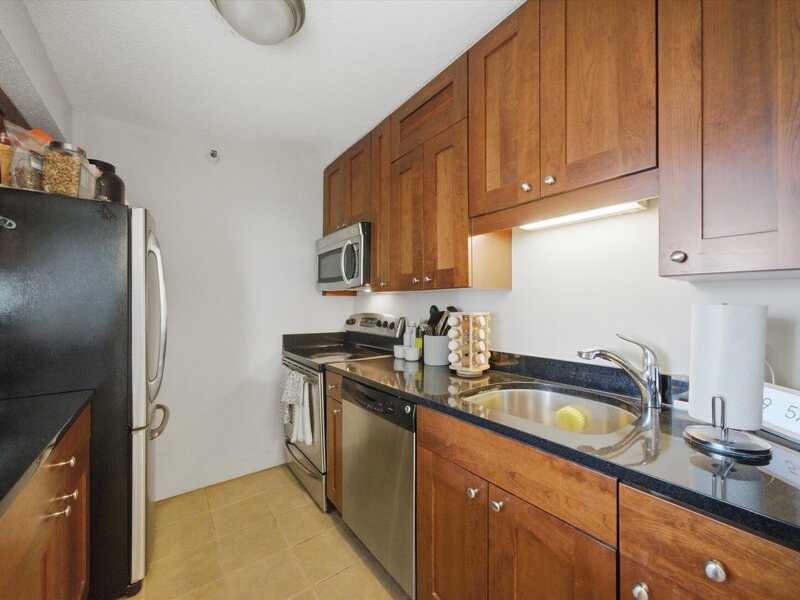 10 E Ontario Street Chicago IL 60611
