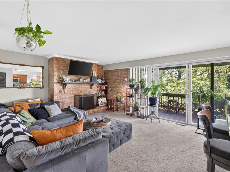 5603 Lakeside Drive Lisle IL 60532