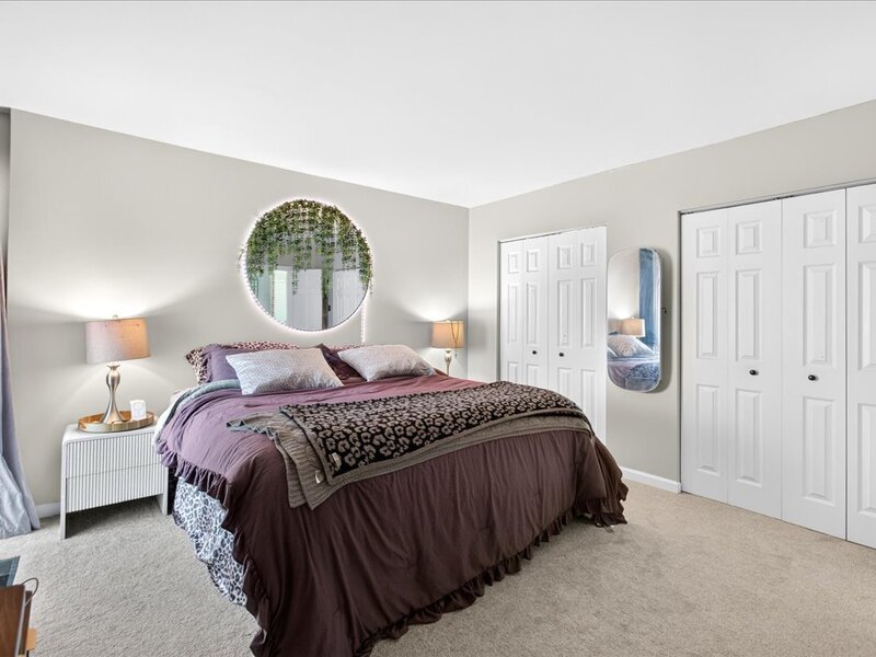 5603 Lakeside Drive Lisle IL 60532