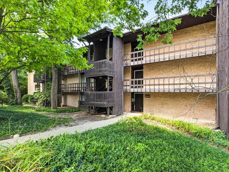 5603 Lakeside Drive Lisle IL 60532