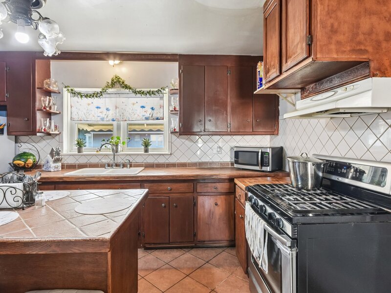 3458 W 72nd Place Chicago IL 60629