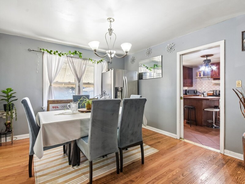 3458 W 72nd Place Chicago IL 60629