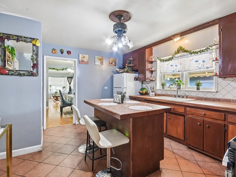 3458 W 72nd Place Chicago IL 60629