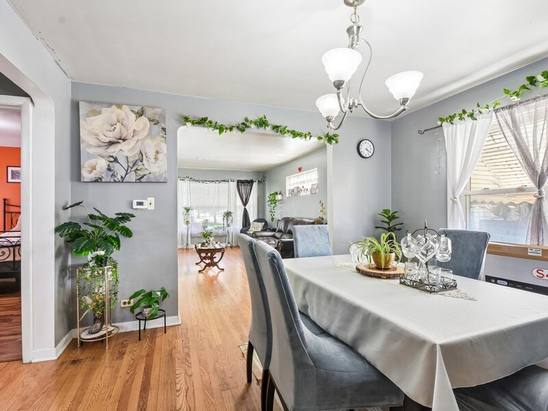 3458 W 72nd Place Chicago IL 60629
