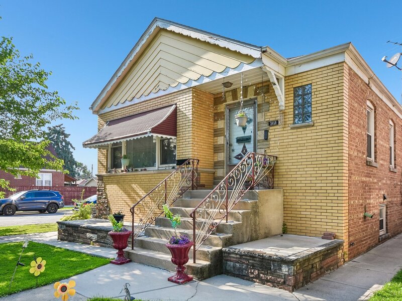 3458 W 72nd Place Chicago IL 60629