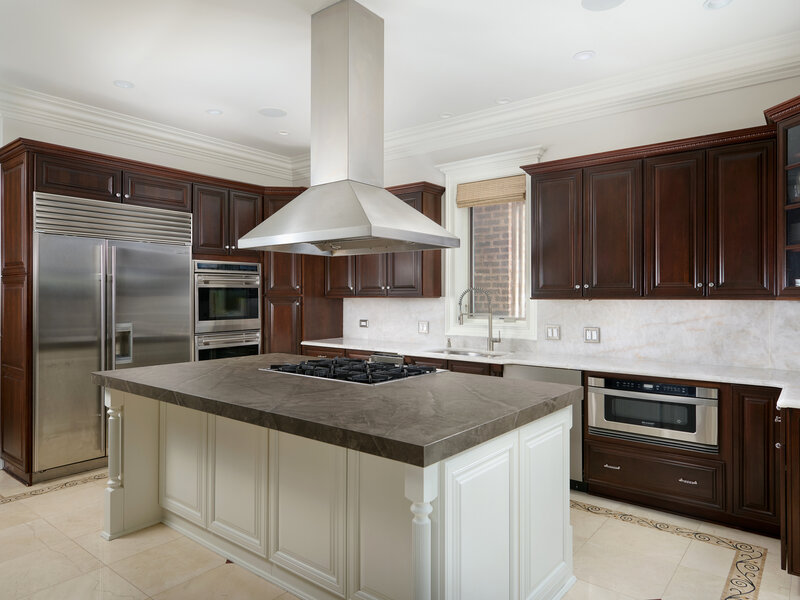 1220 N Damen Avenue Chicago IL 60622