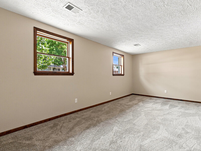 1955 Danbury Drive Bettendorf IA 52722